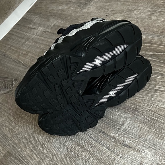 💥SOLD💥 RARE COLOR Nike Air Max 95 - Picture 6 of 6